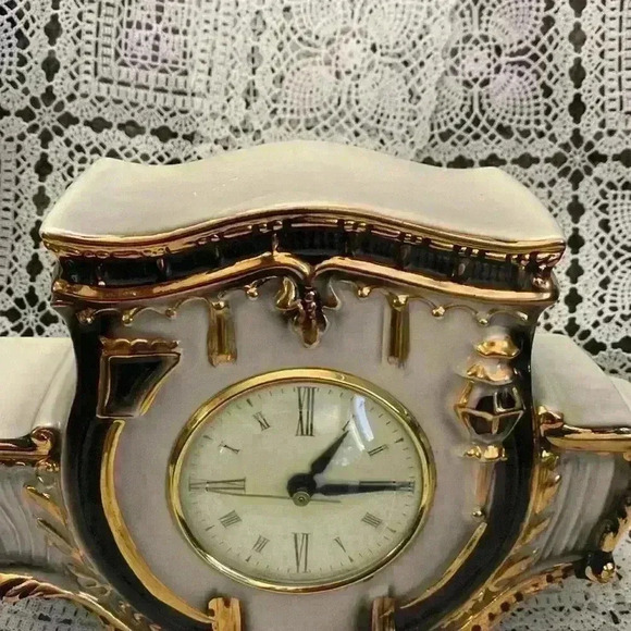 Antique Vintage Sessions Ceramic Table  Clock Oxford Metal Spinning
Clock - Picture 14 of 17